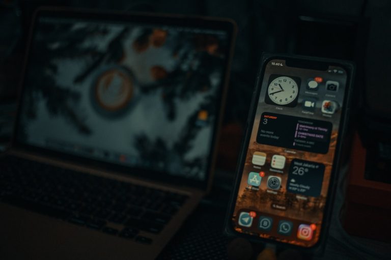 The Future of Tech Gadgets: Innovation at Your Fingertips